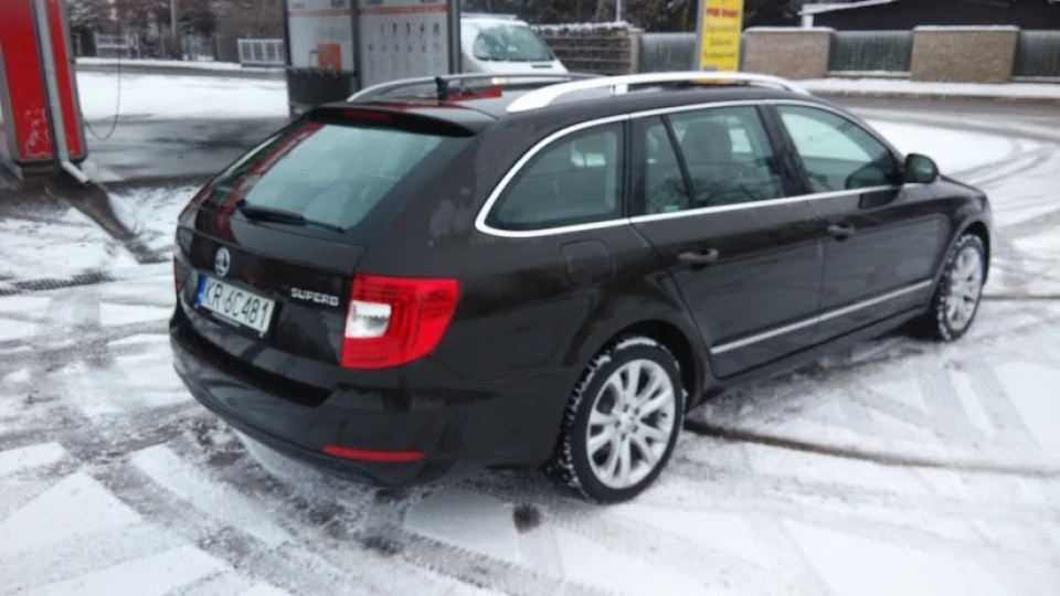 Skoda Superb Combi 5