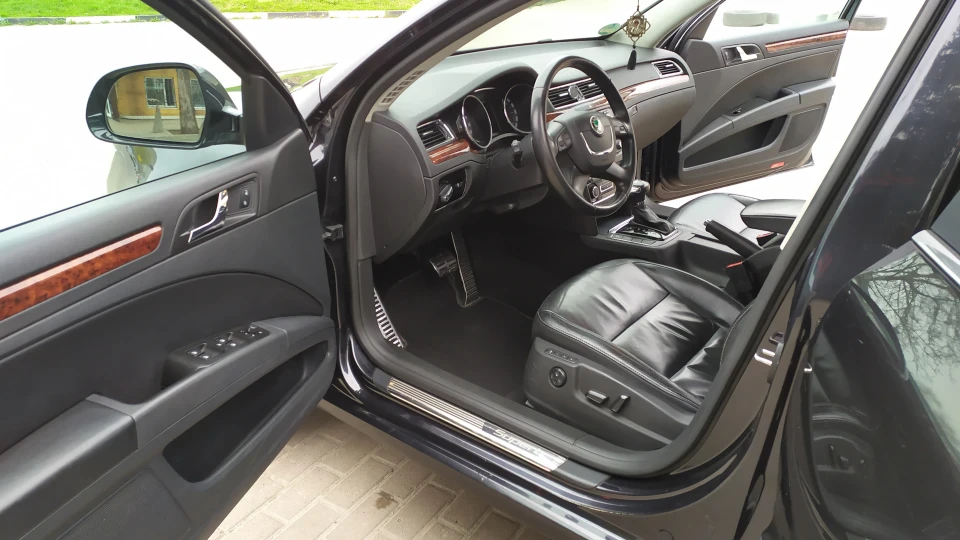 Skoda Superb Combi 2,0 TDI 125 kWt 3