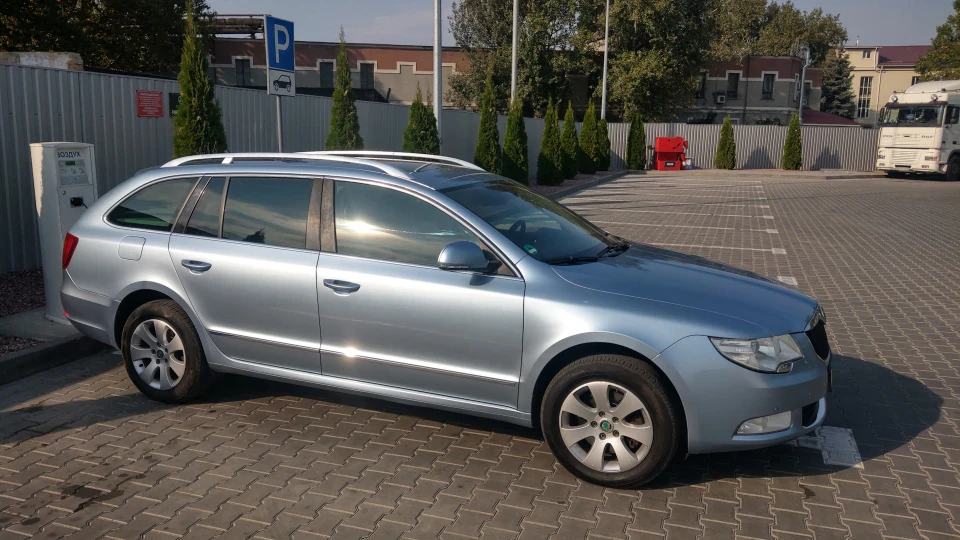 Skoda Superb Combi 2.0TDI 125kW 4