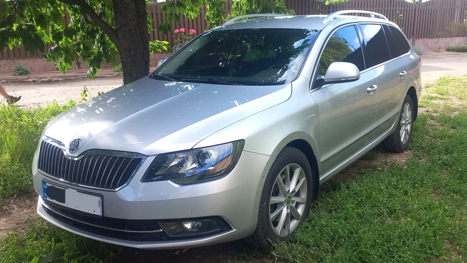 Skoda Superb Combi Laurin&Klement