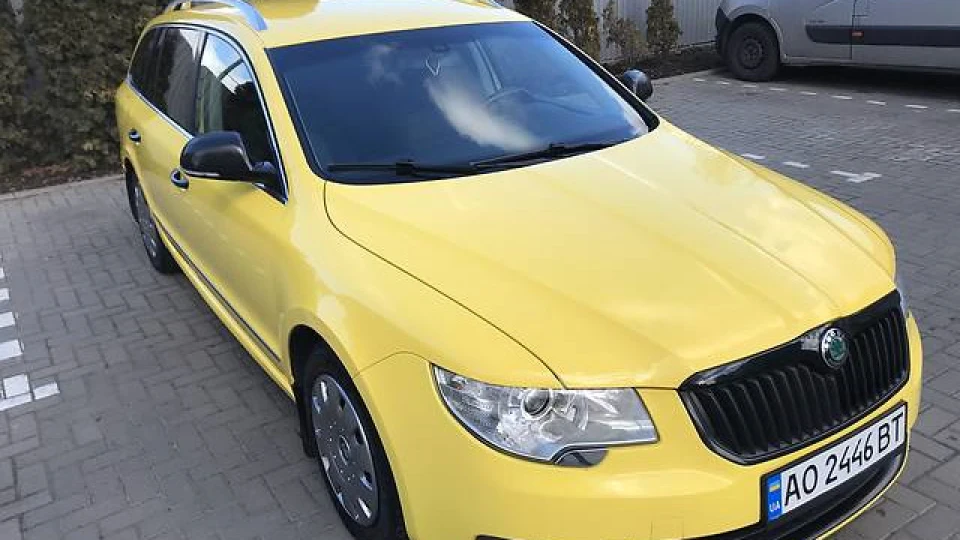 Skoda Superb Combi Лимонка