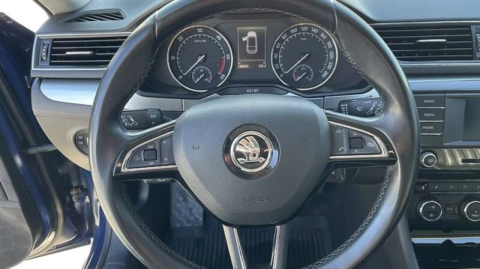 Skoda Superb Combi RAKETA 5