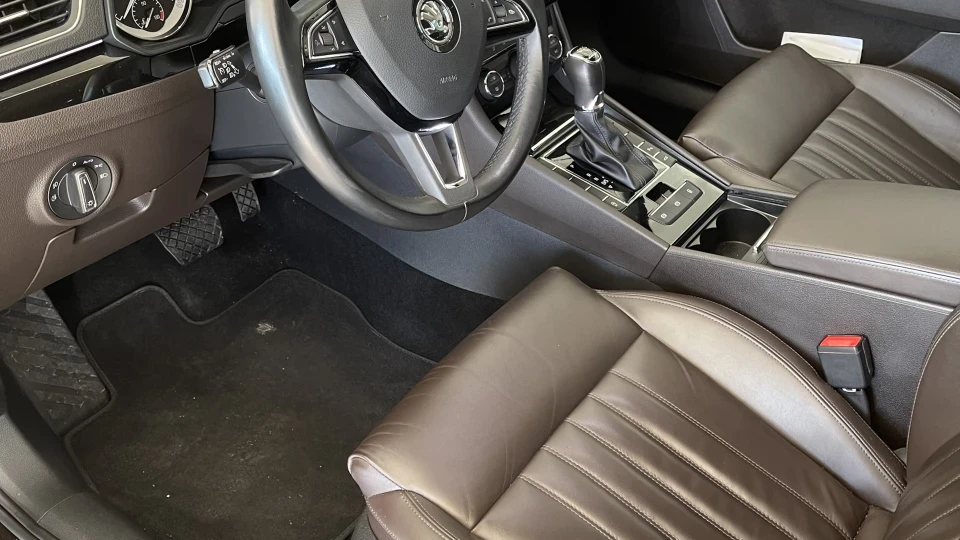 Skoda Superb 2