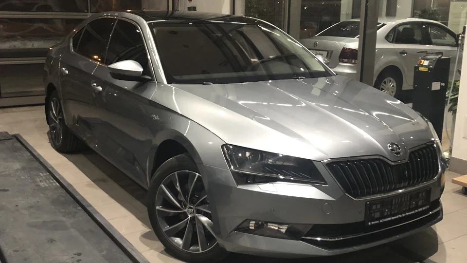 Skoda Superb 2