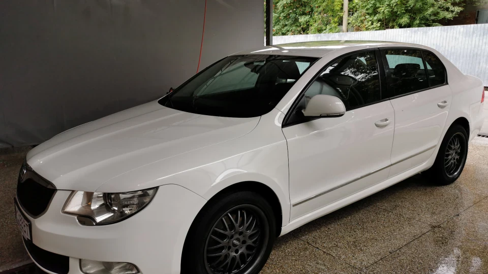 Skoda Superb 1.6 tdi 4