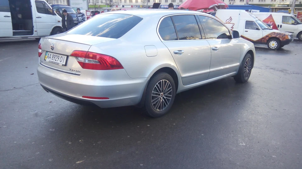 Skoda Superb 1.8 FL DSG7 5