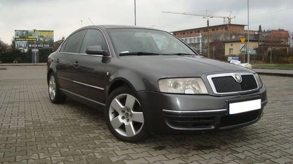 Skoda Superb 1.8 Т