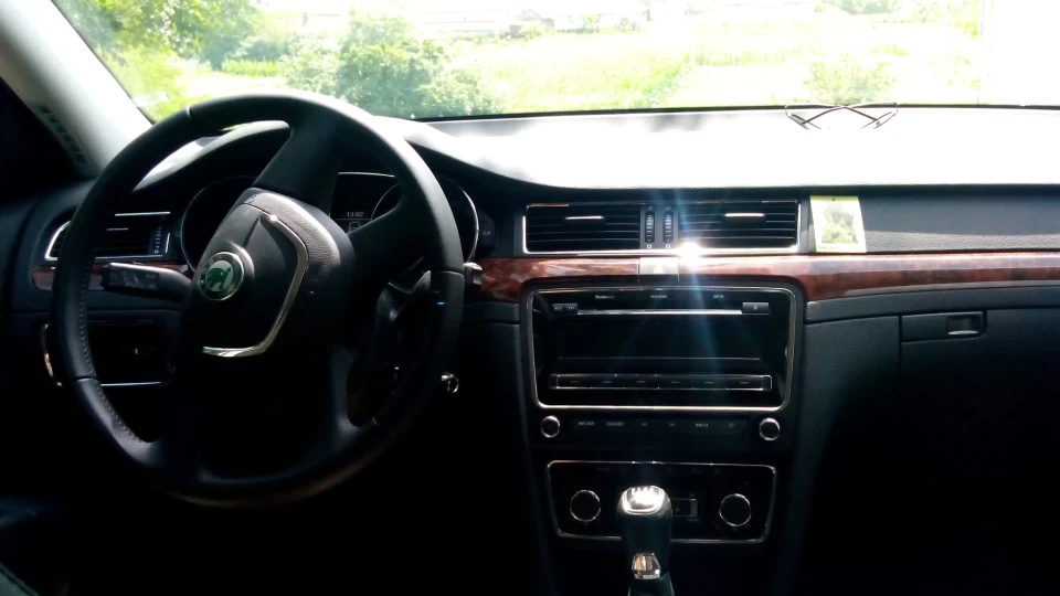 Skoda Superb 1.8 TSI 3