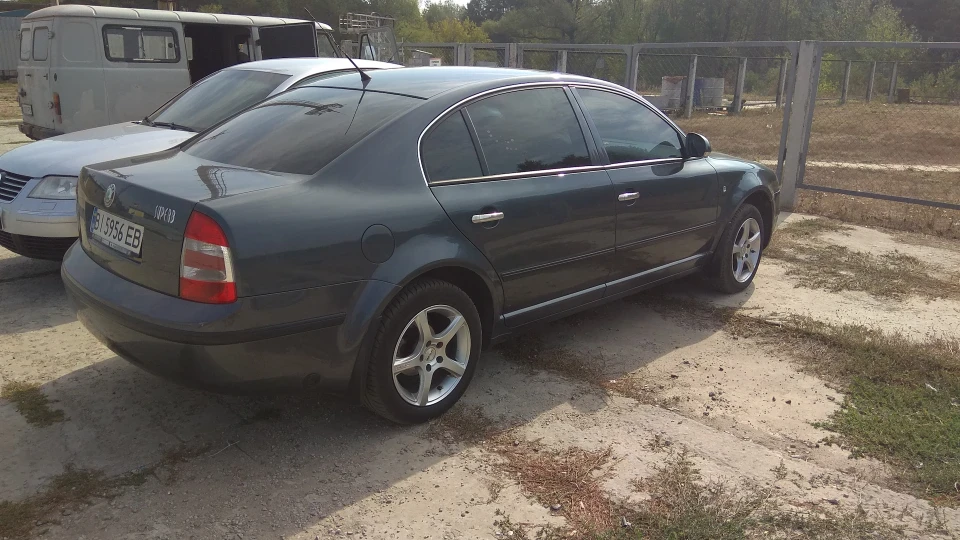 Skoda Superb 1.8 ТУРБО 20V 4
