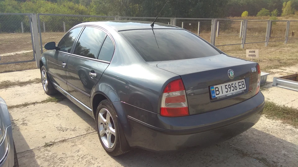 Skoda Superb 1.8 ТУРБО 20V 5