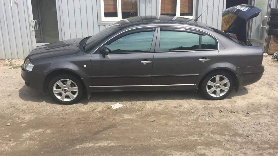 Skoda Superb 1.8 Turbo 5