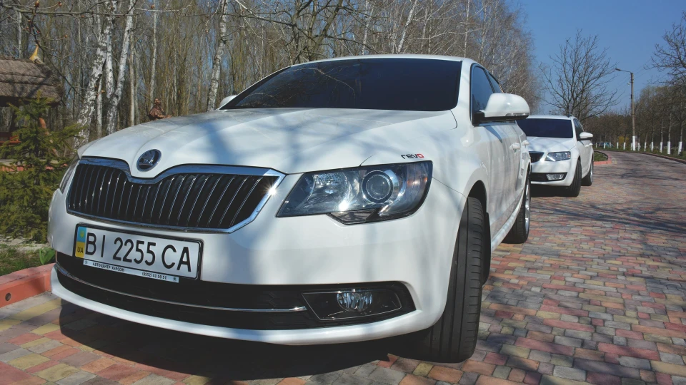 Skoda Superb 1.8T Restyling +Revo 5