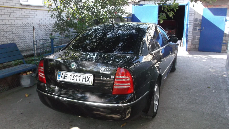 Skoda Superb 1,8TURBO 2