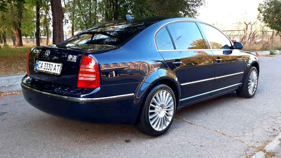 Skoda Superb 1.9 tdi Elegance 2