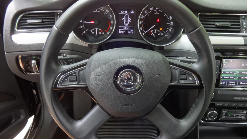 Skoda Superb 2.0 TDI 103kw механіка