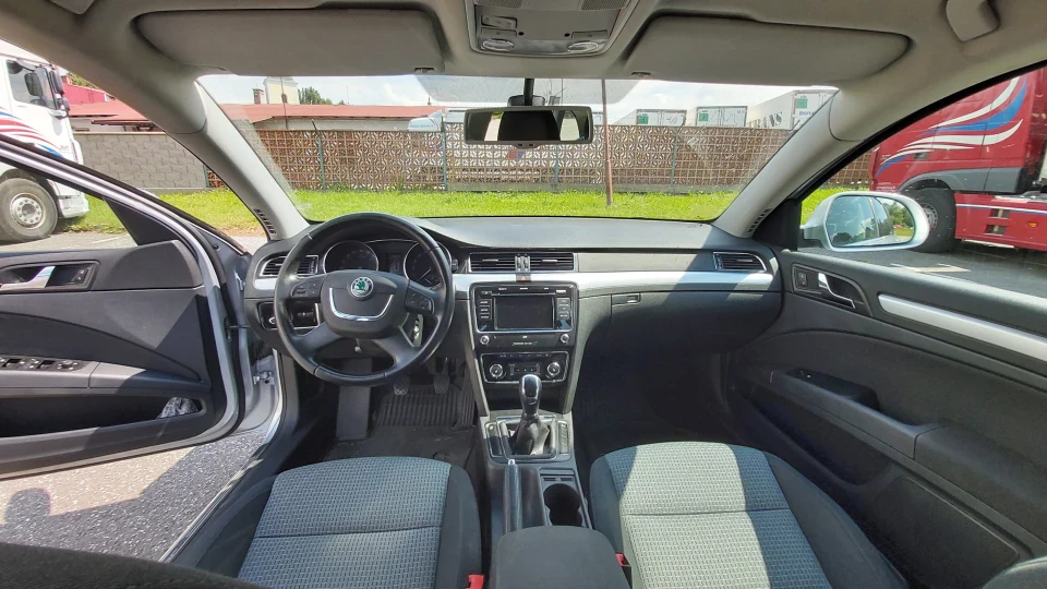 Skoda Superb 2.0 TDI , 125 kw 4×4 2