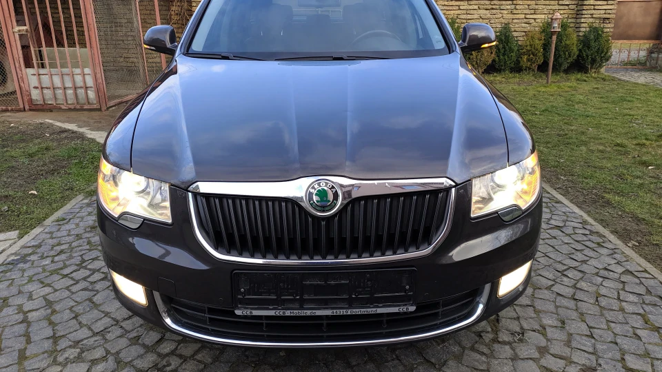 Skoda Superb 2,0 TDI Elegance 2