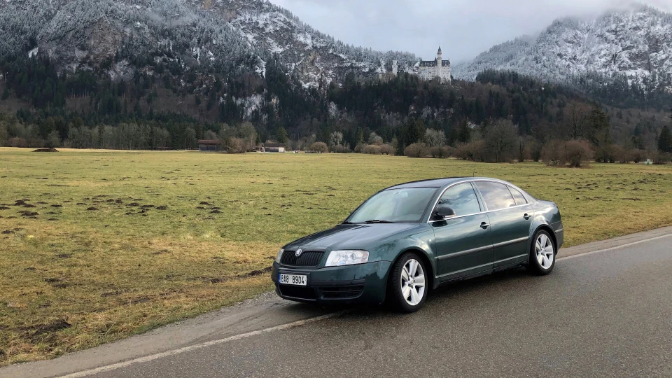Skoda Superb 2.5 tdi V6 4