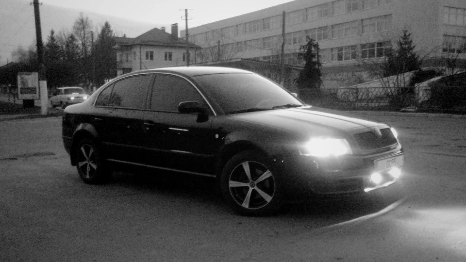 Skoda Superb - Black night😎 3