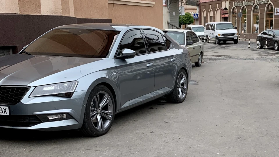 Skoda Superb Laurin