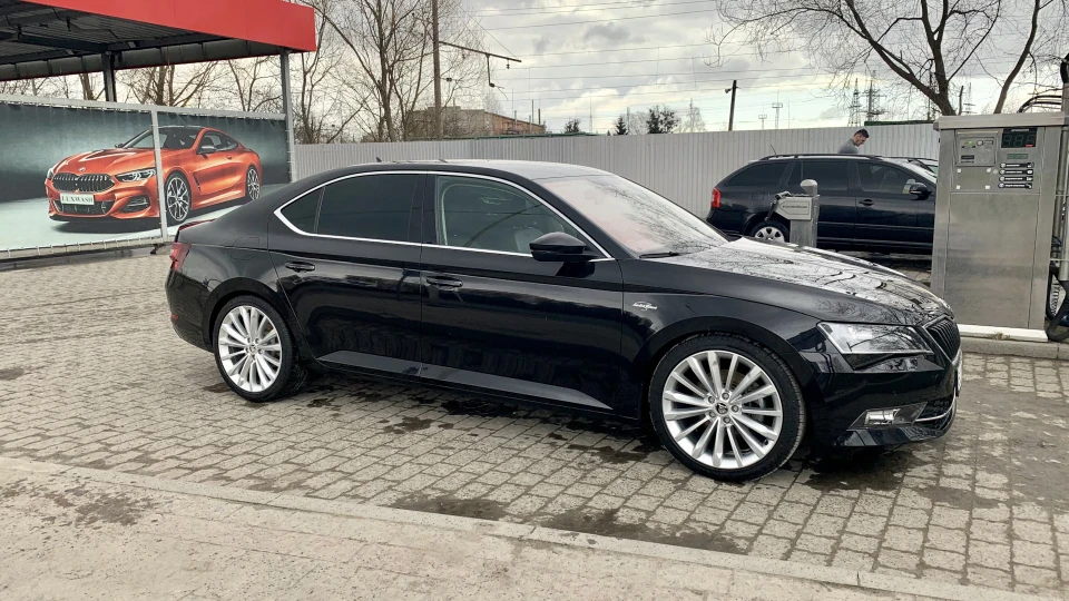 Skoda Superb Laurin&Klement 4
