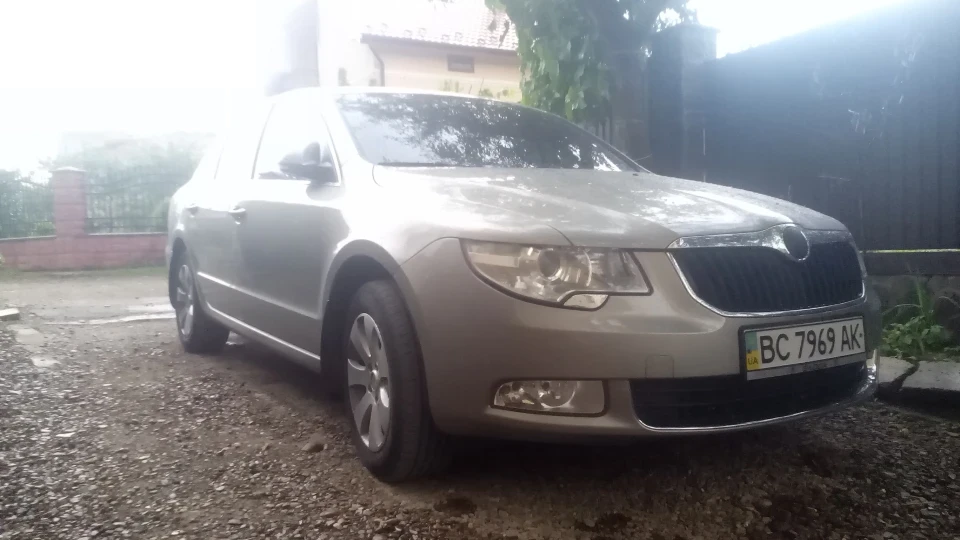 Skoda Superb Limusinus 4