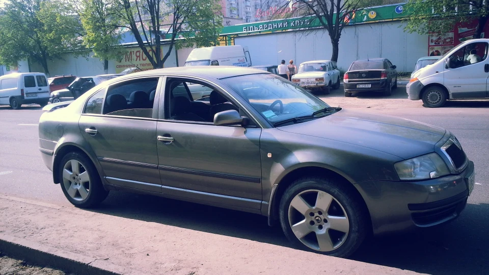 Skoda Superb mnml 2