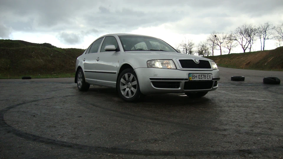 Skoda Superb не маленький шкодник 5