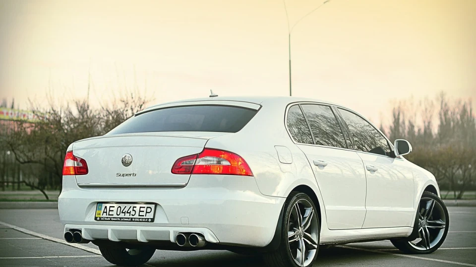 Skoda Superb не такий як у всіх 4
