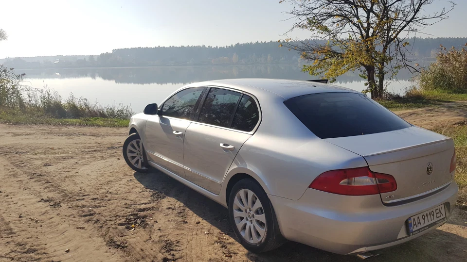 Skoda Superb звичайний VR6 3
