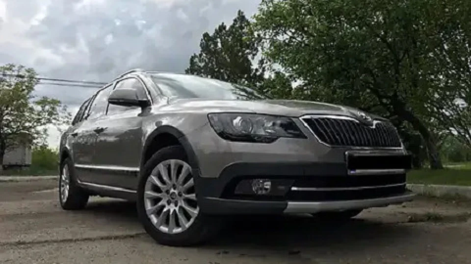 Skoda Superb Outdoor 2015