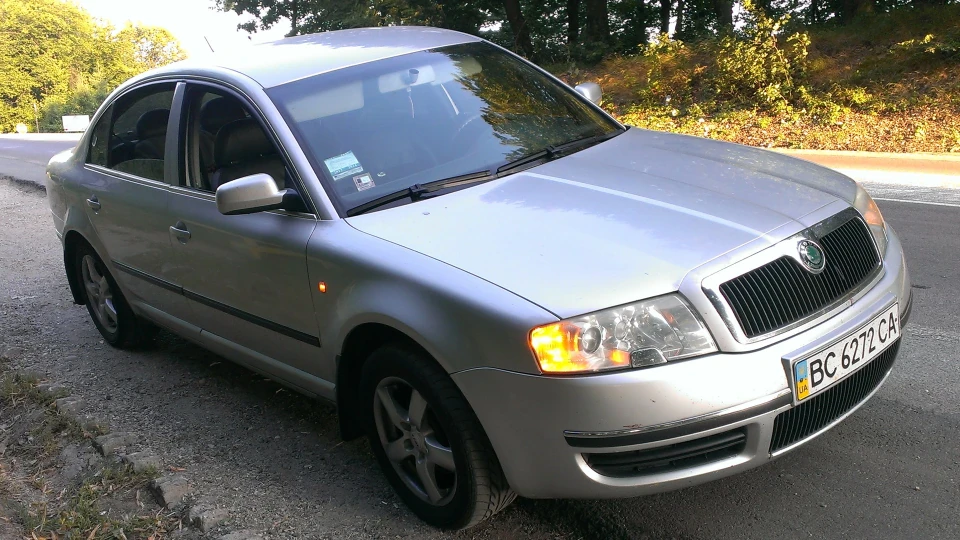 Skoda Superb майже Muscle Car 5
