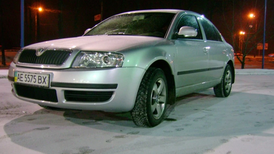 Skoda Superb SILVER DREAM 2
