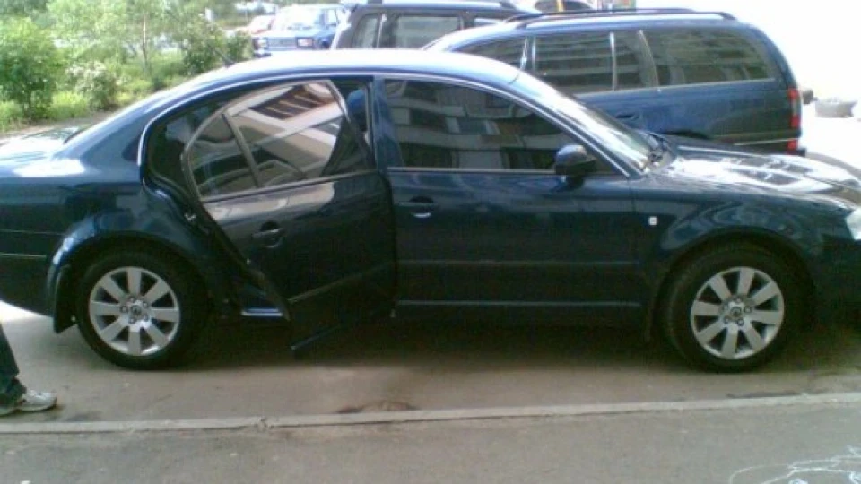 Skoda Superb Синій металік 2.5td 3