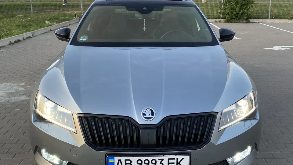 Skoda Superb Sport line 2.0 TDI 5