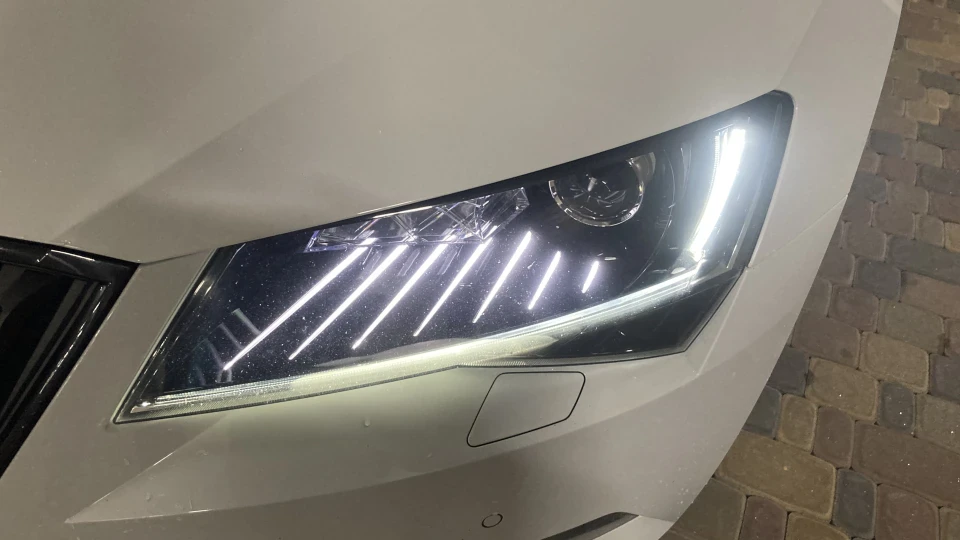 Skoda Superb SportLine 5