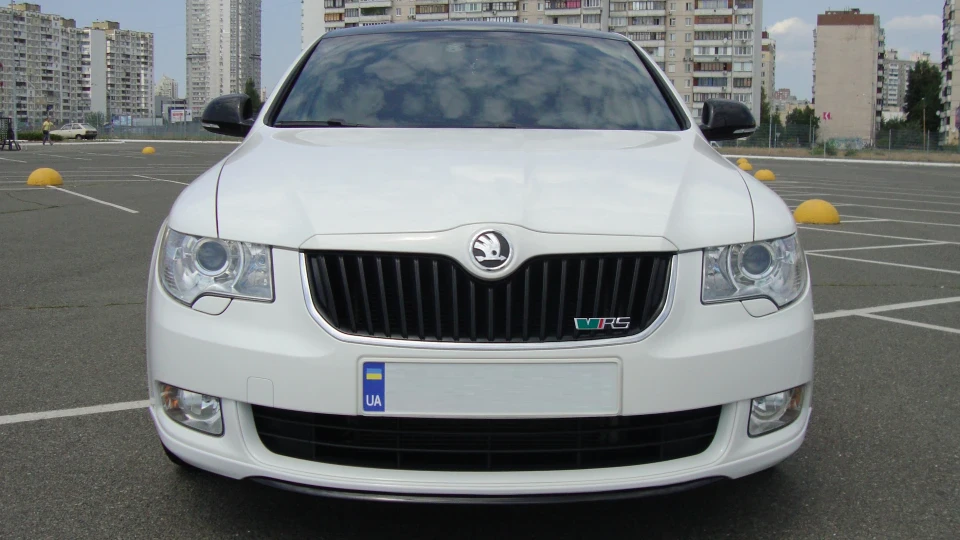 Skoda Superb VRS powered by VTG 200+ 2