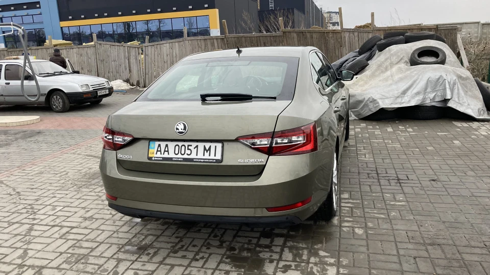Skoda Superb Жаба 3