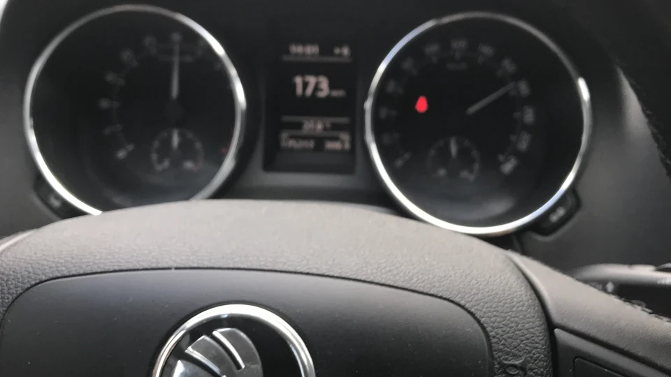 Skoda Yeti 2.0 TDI 140 кобил 3