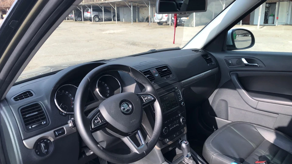 Skoda Yeti 2.0 TDI, DSG-6, 4x4 5