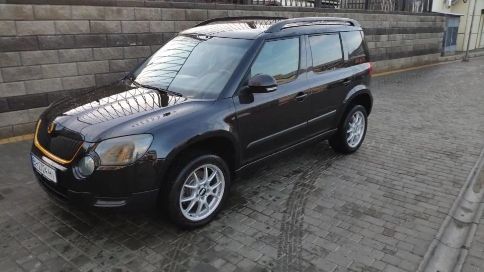 Skoda Yeti black bob