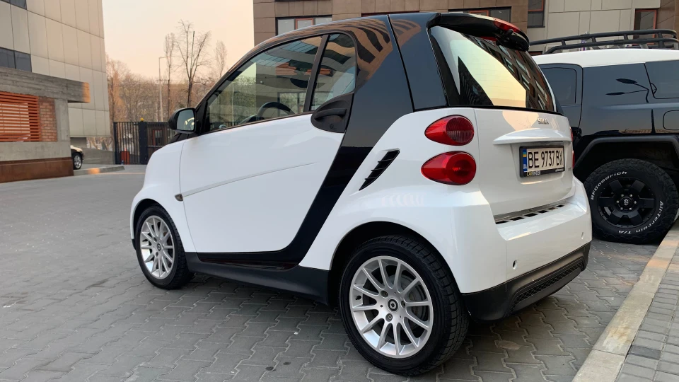 Smart fortwo 451.334 2