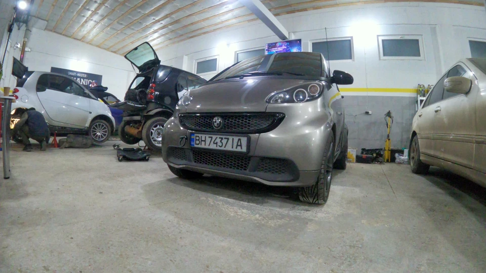 Smart fortwo BMW X0.5M 2