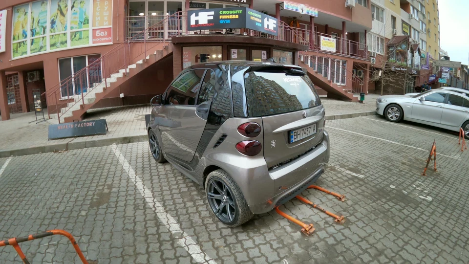 Smart fortwo BMW X0.5M 4