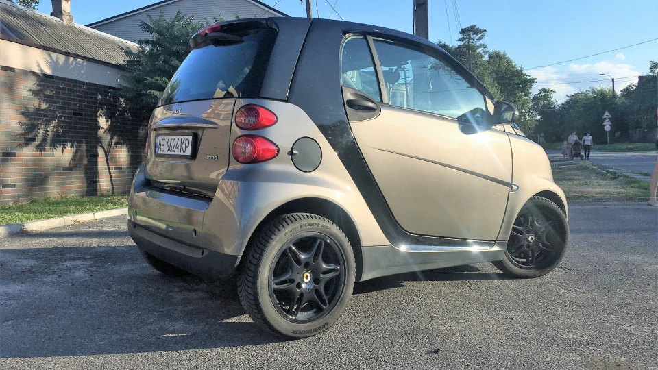 Smart fortwo Борзий малий) 2