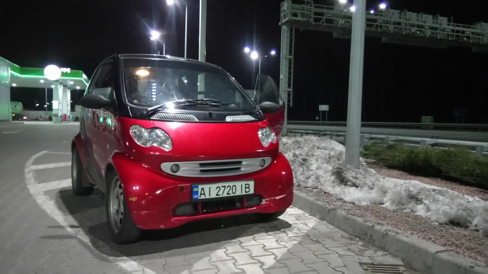 Smart fortwo Brabus 0.8d 3