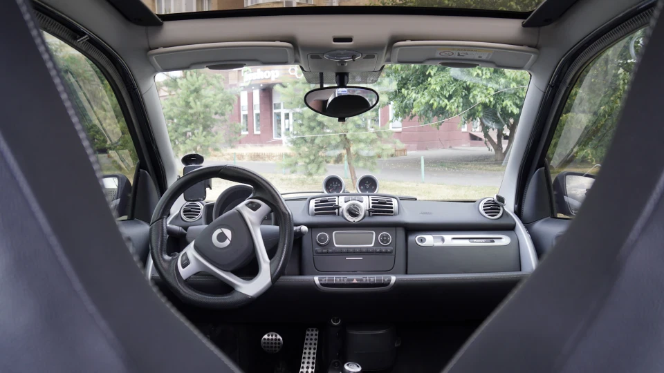 Smart fortwo BRABUS =BLACK ARROW= 2