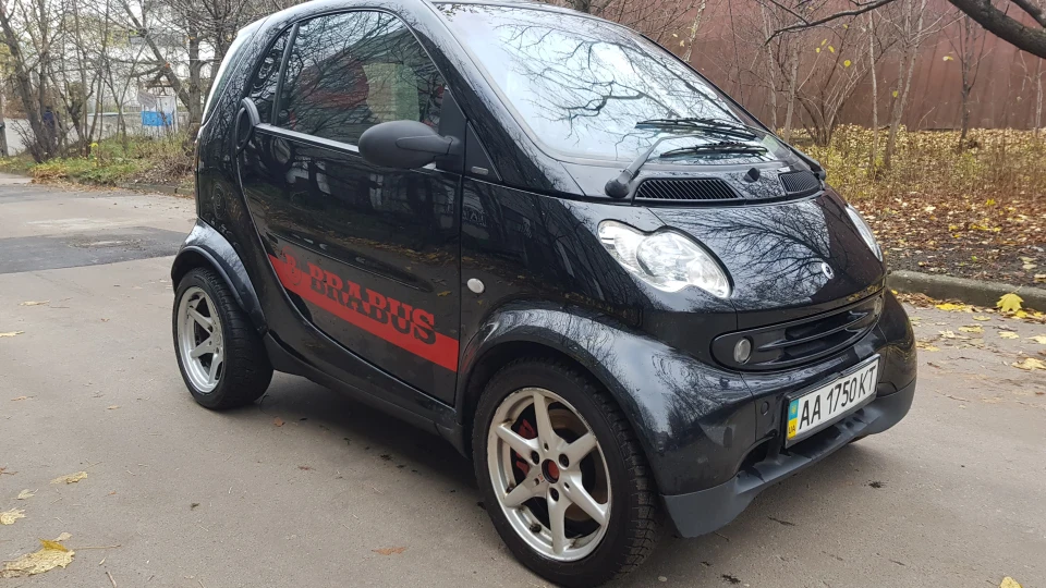 Smart fortwo Brabus 2