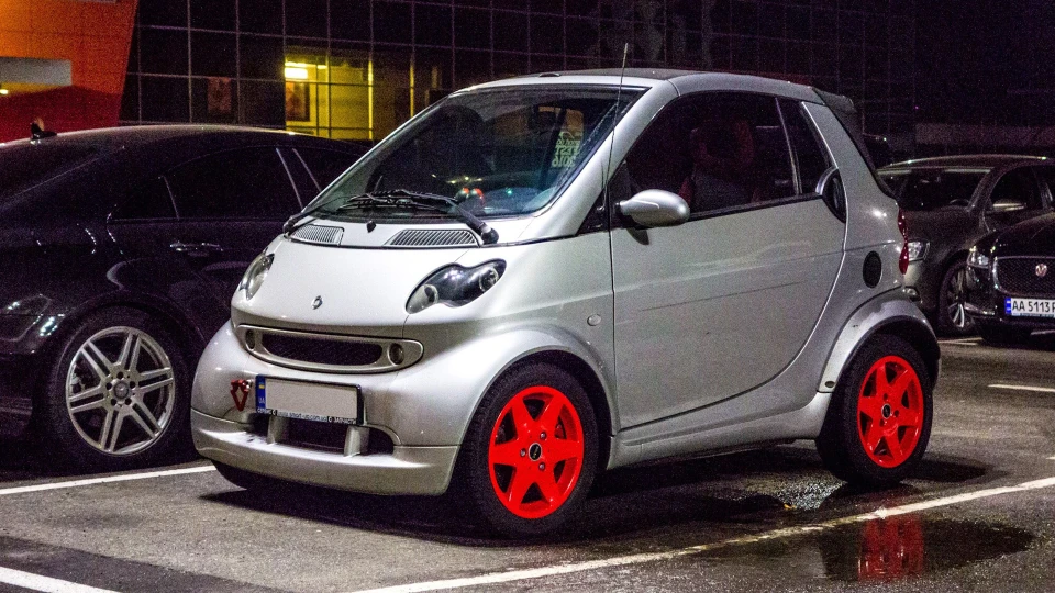 Smart fortwo Cabrio 450; 61 лс; 0,7