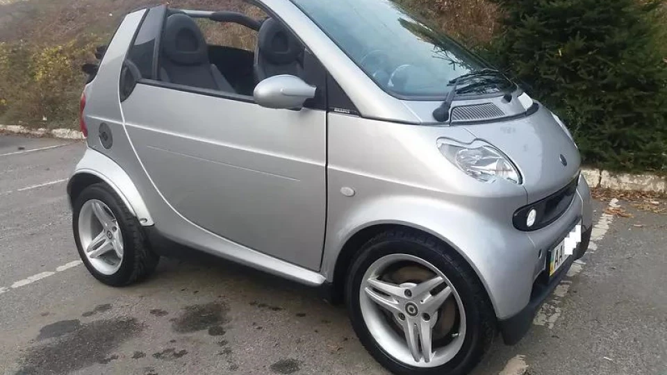 Табурет Smart fortwo Turbo 2